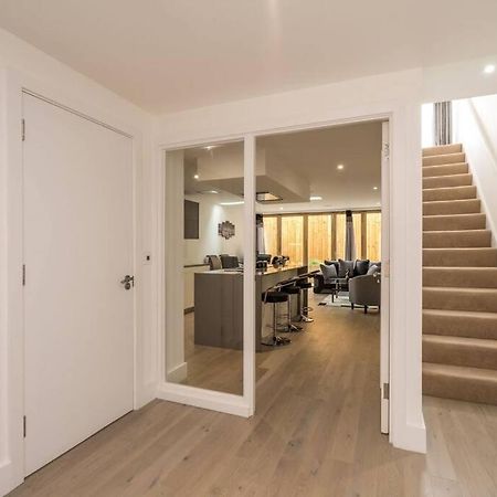 Апартаменты Luxurious & Modern Townhouse In Hammersmith Лондон Экстерьер фото